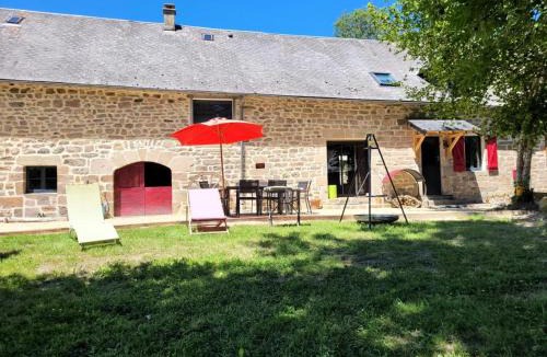 Saint-Yrieix-le-Dejalat Apartment | Gîte de France Gîte bournabas 4 épis - Gîte de France 8 personnes MAE-6491