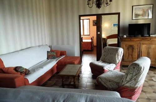 Bassin de Brive Villa | Gîte de France in Juillac (Correze) 2 ears - Gite de France 5 people