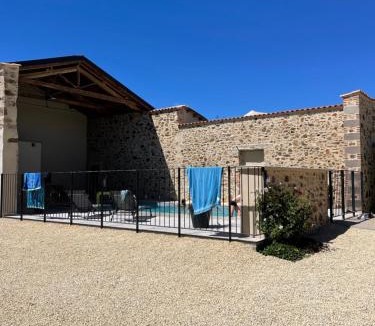 Combrand House | Gîte de la Foye - Le magnolia