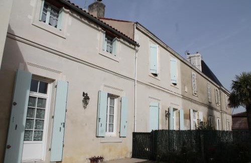 Allas-Bocage House | Gîte du Château