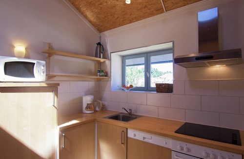 Saint-Leonard-de-Noblat Cottage | Gîte in Romefort near Lac de Vassiviere