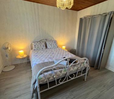 Saint-Sulpice-de-Faleyrens Apartment | Gîte le clos
