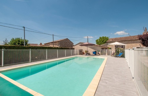 Saint-Meard-de-Gurcon House | Gîte Laulerie - Three Bedroom House, Sleeps 6