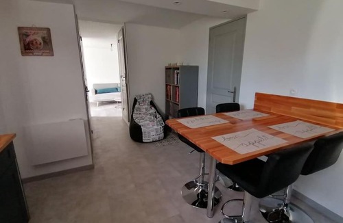 La Rochefoucauld Apartment | Gîte Le P'tit Chez Nous