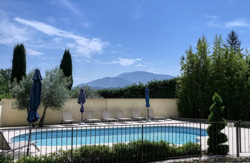 Crestet Apartment | Gîte Les Romarins, near Vaison la Romaine
