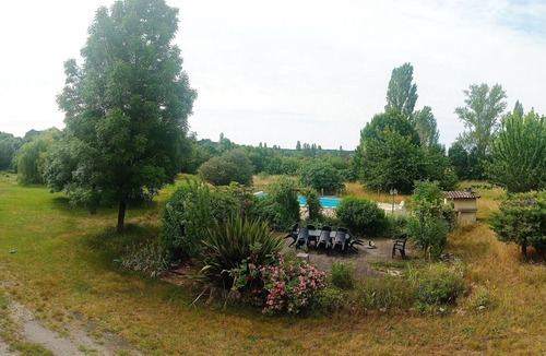 Singleyrac Cottage | Gîte Périgord Pourpre with park and swimming pool