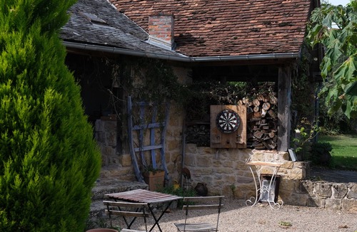 Saint-Bonnet-la-Riviere House | Gîte Pour 2 Personnes, en Campagne, Avec Piscine