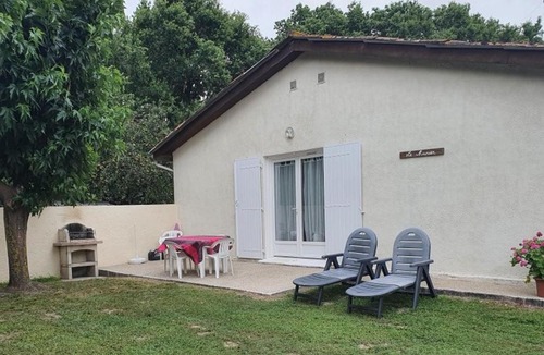 Saint-Vivien-de-Medoc House | Gîte Saint-Vivien-de-Médoc, 4 pièces, 5 personnes - FR-1-440-235