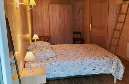 Courcoury Apartment | Gîte Studio à Courcoury les Groies "saintes"