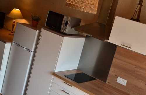 La Jarrie Apartment | Gîte Studio Piscine Couverte Proche La Rochelle Pour Petit Séjour en Famille