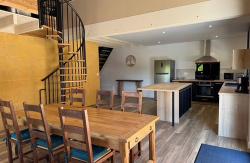 Monbazillac House | Gîtes Barns de la Truffière: Loft Côté Cuvier