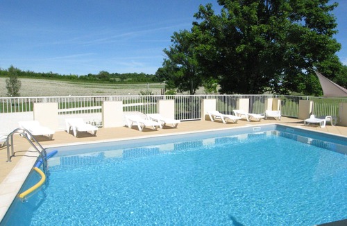 Saint-Severin House | Get together with family and friends.