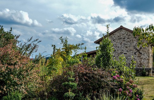 Saint-Martin-de-Fressengeas Cottage | Gite With Private Pool And Panoramic Views, perfect getaway!nn