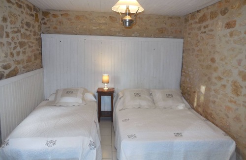 Valojoulx Other | Gite 3 pers Lascaux, classified 3*, heated swimming pool, Spa, playground & wifi
