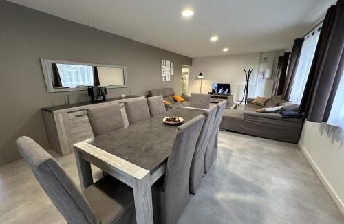 Arjuzanx House | Gite commanday
