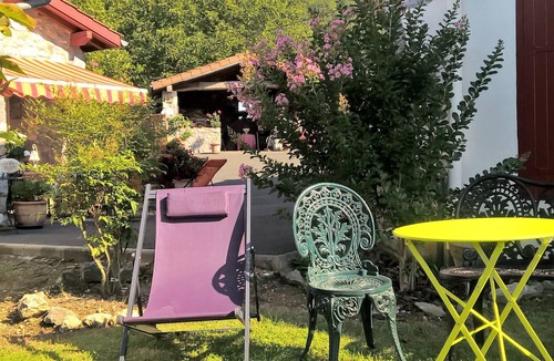 Saint-Esteben House | Gite de Charme au Pays Basque Intérieur Pour 2 Personnes Amoureux de la Nature