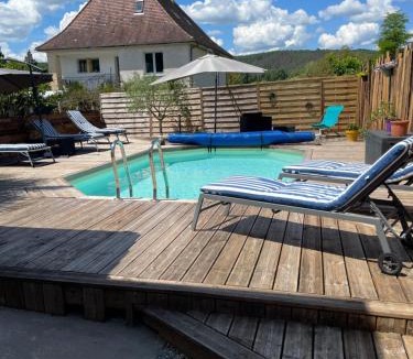 Saint-Leon-sur-Vezere House | gite de la croix