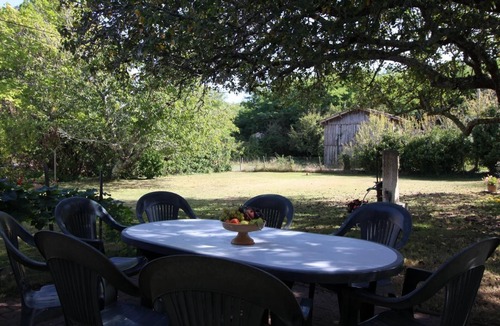 Avensan House | Gite DE Romefort - Avensan