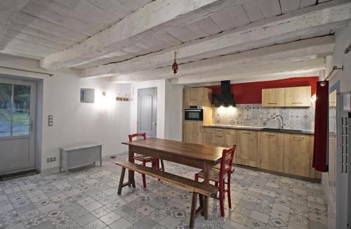 Saint-Laurent-les-Eglises House | Gite des rousses