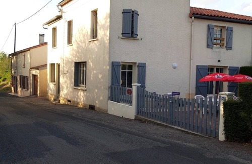 La Chapelle-Saint-Laurent House | Gite 3 * between Puy du Fou, the Futuroscope and the Marais Poitevin