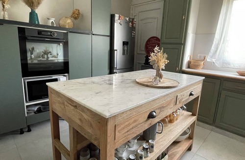 Lagor House | Gîte/furnished 3-bedroom house with veranda and garden - available 13/09 → 15/10