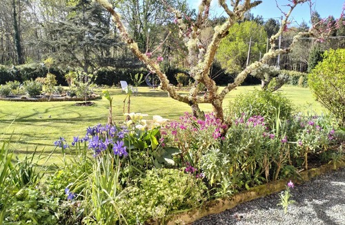 Vendays-Montalivet House | Gîte in beautiful property with character, ideal for visiting the Médoc region.