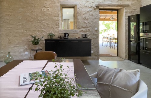 Grezillac House | Gite Le Chai, design loft and private pool in the heart of the vineyards