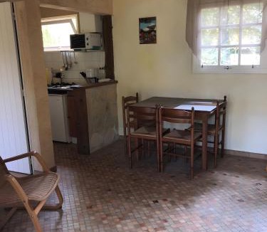 Varaignes House | Gite Le Lavoir