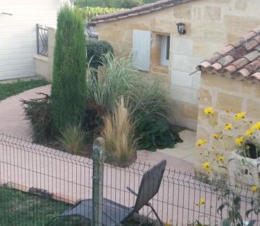 Sainte-Colombe House | Gite Les Deux Meules