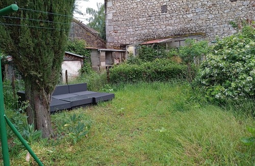 Vicq-sur-Gartempe Cottage | Gite les Glycines, near La Roche Posay, Futuroscope, Beauval zoo
