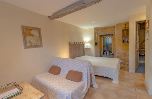 Sainte-Mondane Apartment | Gite Les Milandes