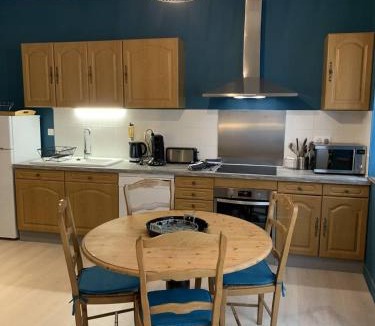 Chalais House | Gite MCM