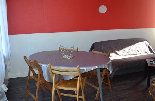 Verruyes House | GITE N ° 11/12 WITHIN A VILLAGE OF GITE WITH SWIMMING POOL AND JACUZZI