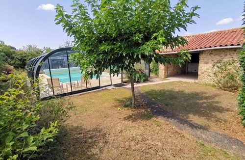 Bressuire Cottage | Gîte Natura Bella 10 people, in the countryside