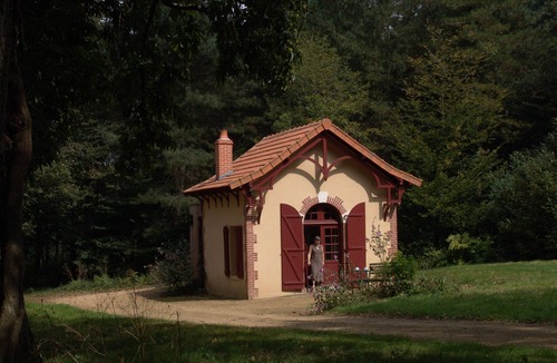Le Pin House | Gite near Puy du Fou in the classified park of Roches Blanches