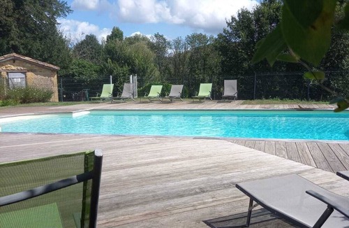 Sainte-Foy-de-Longas House | Gîte Périgord with swimming pool and nature view, Pets welcome!