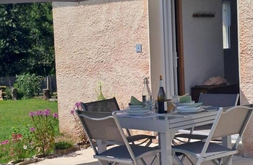 Saint-Aulaye-Puymangou Cottage | Gite Saint-Aulaye-Puymangou, 2 bedrooms, 4 persons