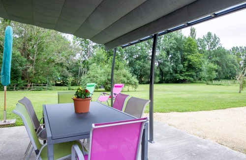 Saint-Laurent-des-Batons Cottage | Gite Saint-Amand-de-Vergt, 5 bedrooms, 9 persons