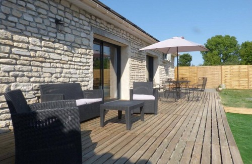 Marigny House | Gite South Two Sevres wifi jacuzzi pool