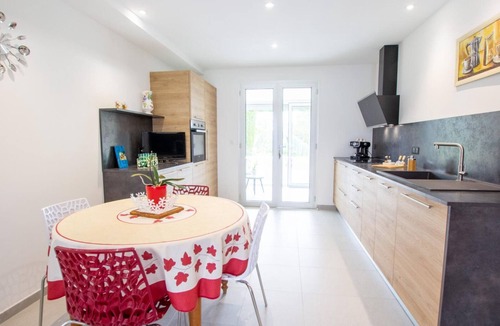 Velines Cottage | Gite Vélines, 3 bedrooms, 6 persons
