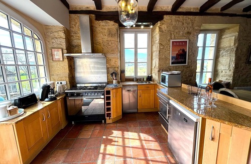 Beynac-et-Cazenac Villa | GLORIOUS BEYNAC VILLA (POOL!) RIVER, CHATEAUX VIEWS - WALK TO RESTAURANTS, SHOPS