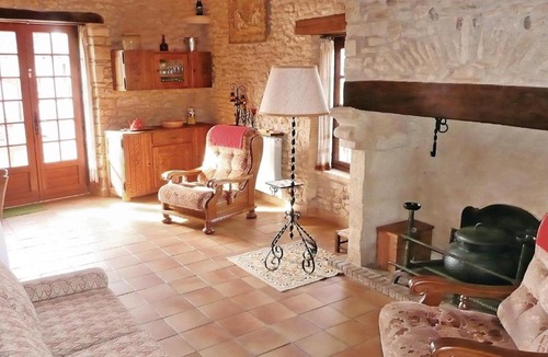 Sainte-Alvere House | Gorgeous Home In Val-De-Louvre-Et-Caude