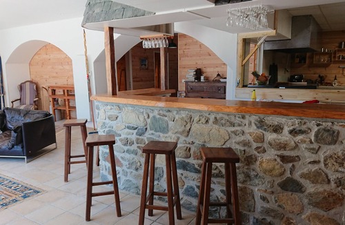 Gabas Apartment | Grand et Confortable Hébergement aux Portes du Parc National des Pyrénées