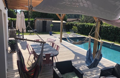 Saint-Medard-en-Jalles House | Grande Maison Avec Piscine
