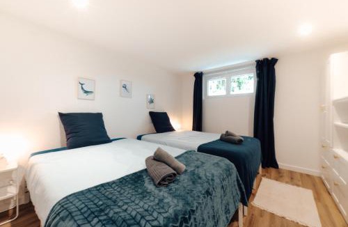 Nieul-sur-Mer House | Grande maison & annexe, à deux pas de la Rochelle