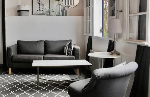 Aubeterre-sur-Dronne Bed & Breakfast | Grange Bleuet