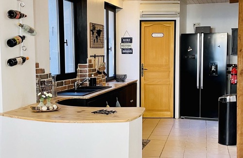 Lusignan House | Group gîte near Futuroscope and Poitiers. Pets allowed