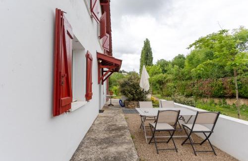 Guiche Apartment | Gte Elaïa Class 3 Au Coeur Du Pays