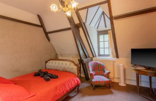 Saint-Amand-de-Vergt House | Guest House 'Chambre D'hôtes Coquelicot' with Shared Pool, Shared Terrace and Wi-Fi