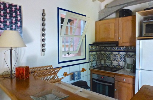 Ustaritz House | Guest house, 15 minutes from the beaches, quiet, beautiful mountain views, WIFI